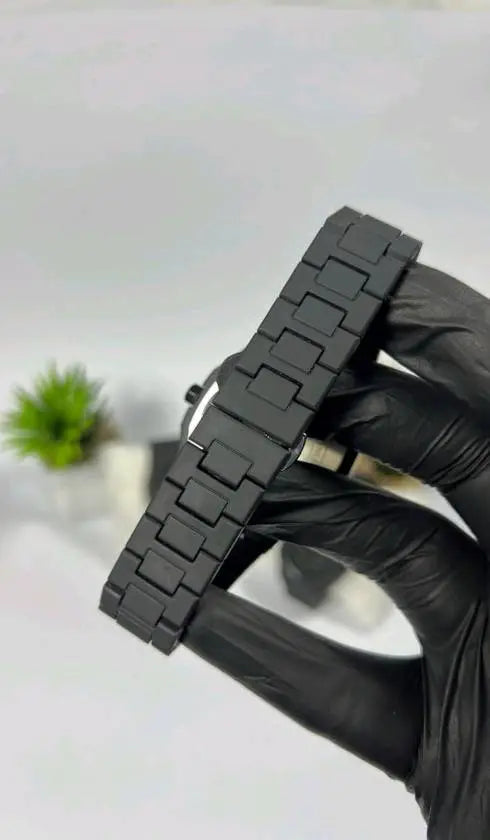 Arabic Aura Watch